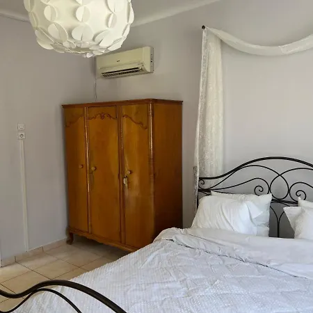 Apartamento Yiayia Katina's House *